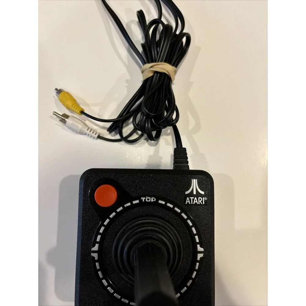 2002 Atari Plug N Play 10 in 1 TV Joystick Tested Works Jakks Pacific Video Game